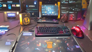 pubg 如何切换辅助瞄准镜